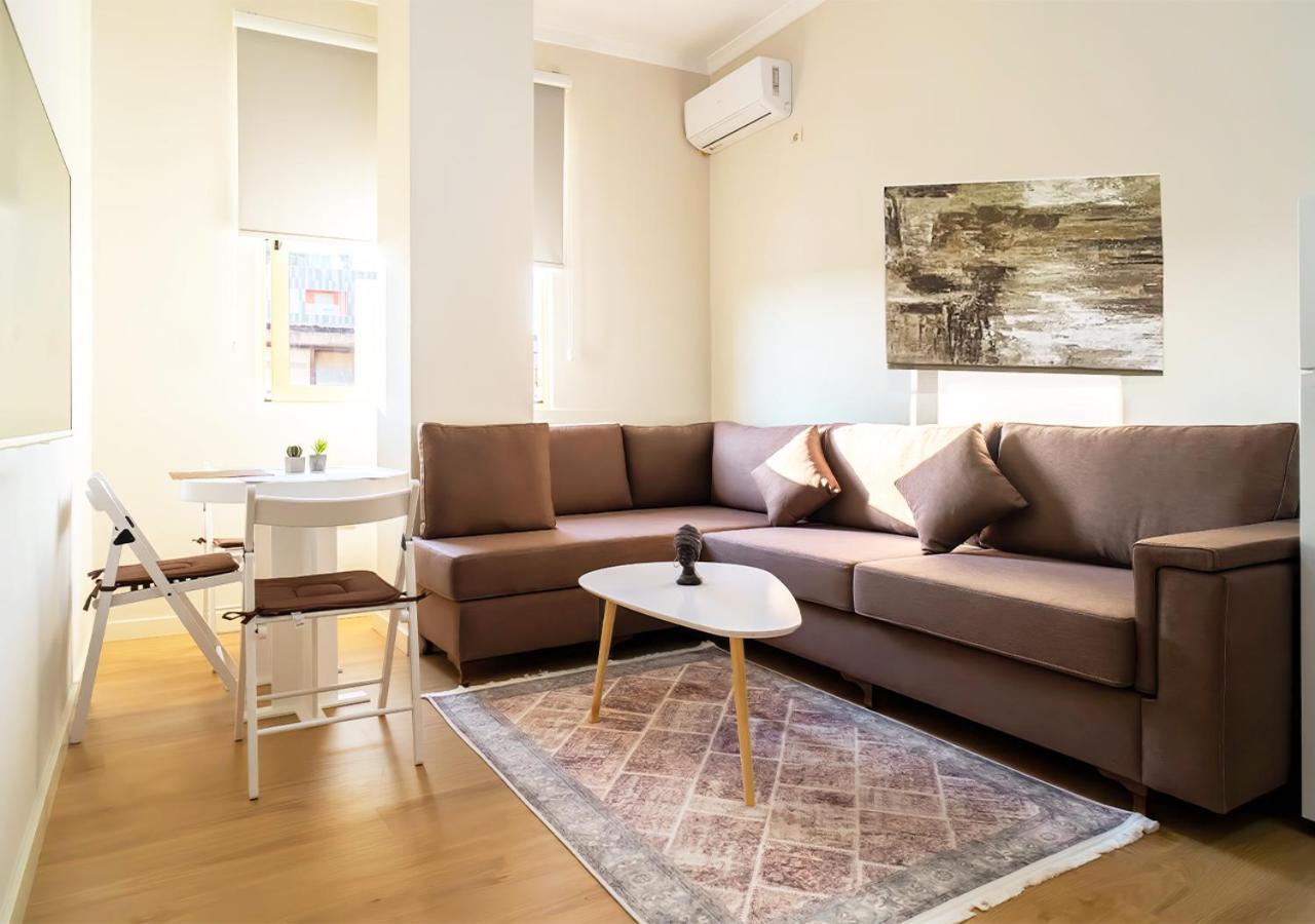 Home Inn Apartment 2 Near City Center Tirana Exterior foto